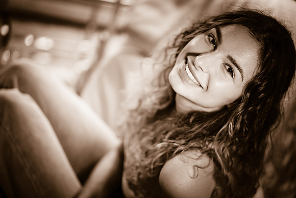 SILVANA INDOR SHOOT  by Mickey Erdbob - www.erdbob.ch-038