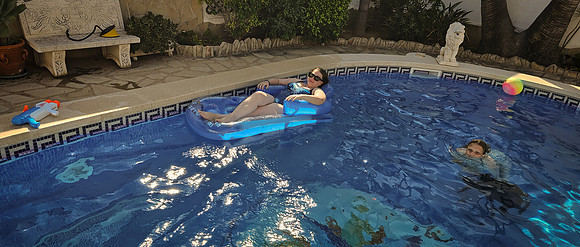 039 - The ERDBOB Family on Vacaciones de verano en España- 2024.Juli.21 - 17 41 08
